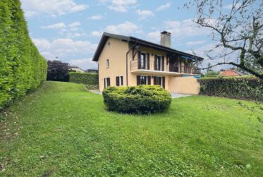 Charmante Villa Mitoyenne à Bellevue