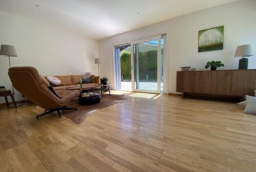 Magnifique appartement de 5,5 pièces d'environ 130 m² en rez-de-jardin