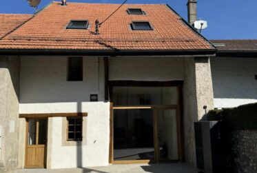 À Vendre Magnifique Maison Contiguë