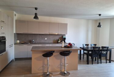 4,5 pièces - Appartement idéalement situé aux Nations