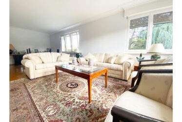 Superbe villa familiale avec grand jardin à Cointrin
