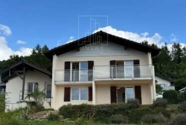 Villa individuelle de 6 pièces avec vue panoramique sur le lac et les Alpes à Givrins