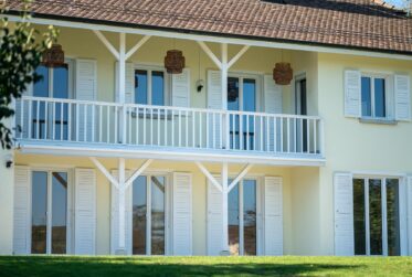 14 Rooms House, Individual house