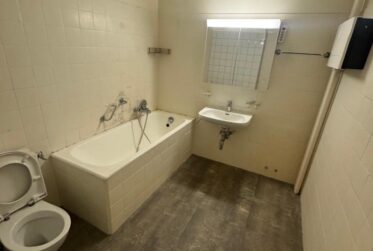 Spacieux appartement 2 pièces en rez-de-chaussée de chaussé