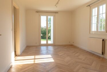 14 Rooms House, Individual house