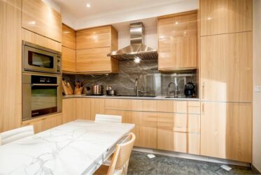 Découvrez cette villa de 9 pièces à Versoix