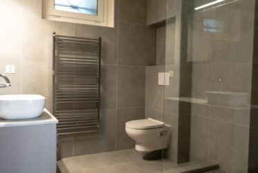 14 Rooms House, Individual house