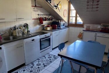 Appartement 5 pièces attique en plein centre ville