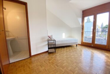 Magnifique villa jumelée de 6,5 pièces à Pregny-Chambésy.