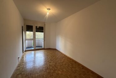 5 Rooms Flat, Condominium flat