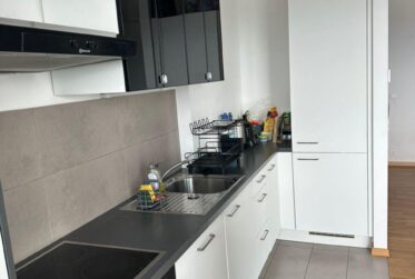 Bel appartement de 4 pièces avec balcon couvert