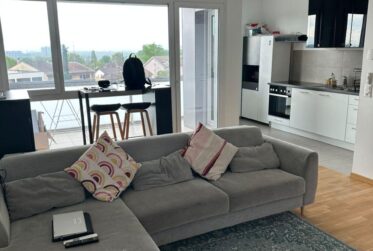 Bel appartement de 4 pièces avec balcon couvert