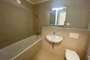 5 Rooms Flat