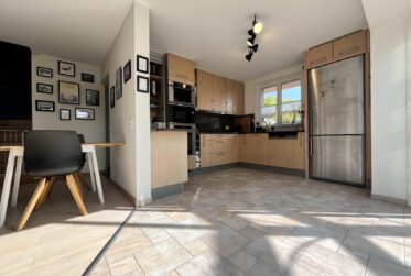 Belle maison familiale 5,5 pièces avec jardin, terrasse et 2 places de parking - Exclusivité ! -