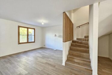 Maison mitoyenne à Croix-de-Rozon de 170m2