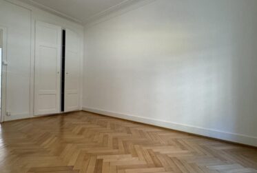 4 Rooms Flat