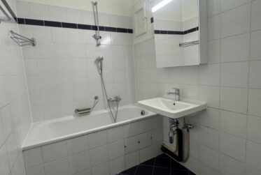 4 Rooms Flat