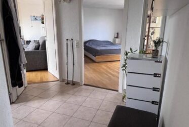 Appartement 4,5 pièces en attique situé dans le quartier de Saint-Gervais.