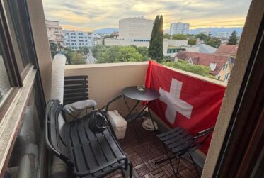 EXCLUSIVITÉ - Appartement 4 pièces situé dans le quartier de Carouge.